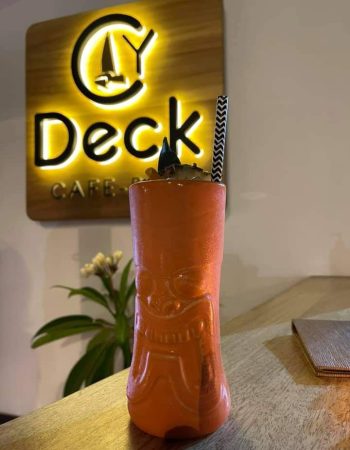 CY Deck Cafe – Bar by Caldera Yachting