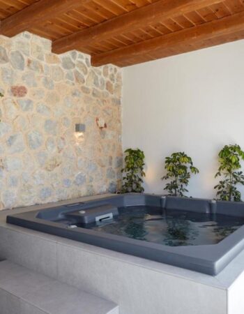 Kamini Santorini Villas